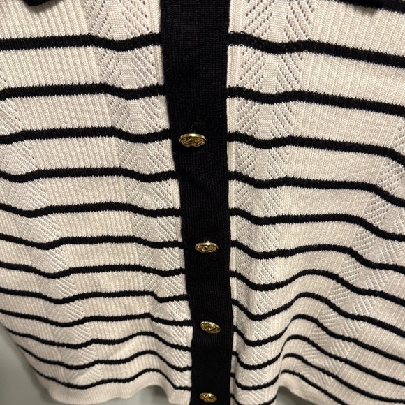 Knit black and white sweater - Picture 4 of 5